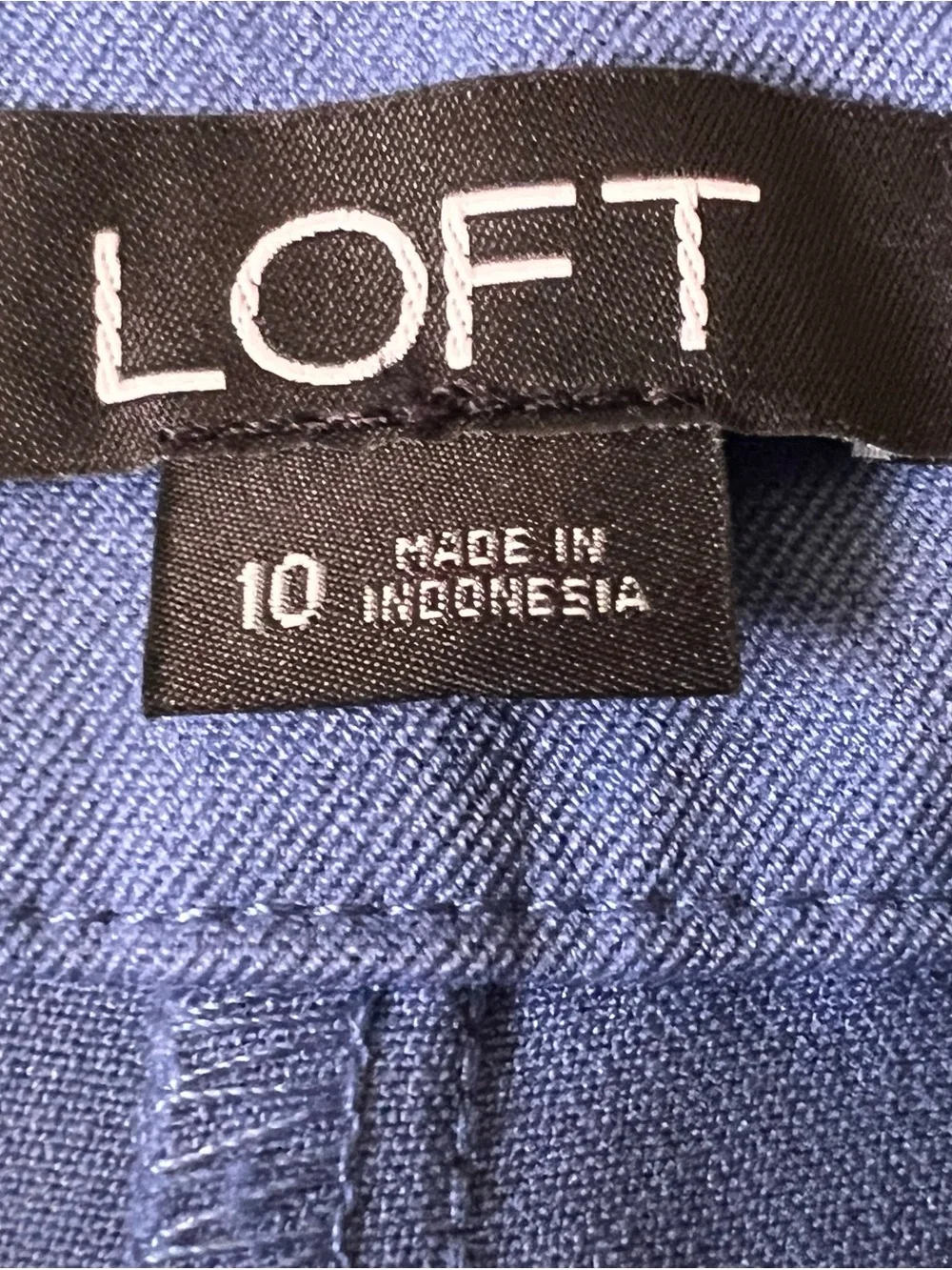 LOFT Size 10 Blue Cropped Sailor Dress Pants with Button Embellishments